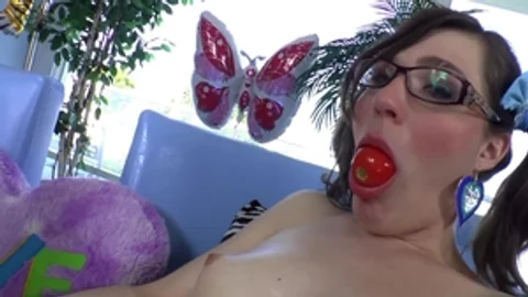 Transsexualangel.com: Stefani Special wishes masturbating