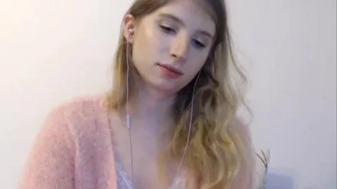 yummy Russian shemale cam Teasing