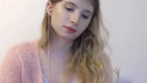 yummy Russian shemale cam Teasing