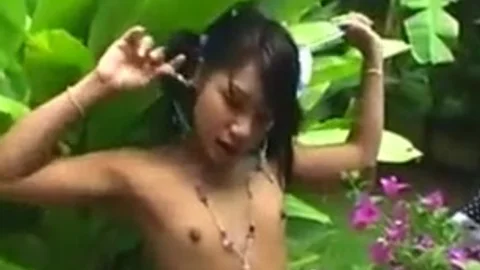teen Ladyboy outdoors -jerk off &sperm